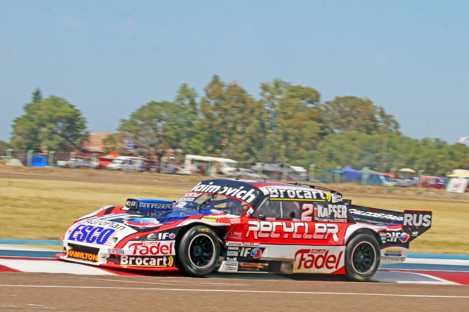 Las mejores fotos del sábado del Turismo Carretera en Viedma: WhatsApp Image 2023-02-11 at 14.43.57.jpeg